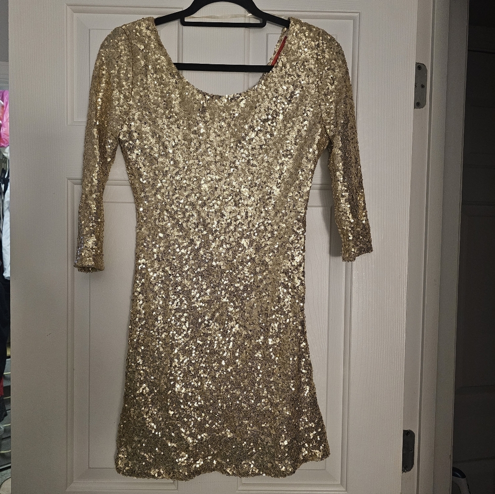 Fashionomics Elegant Gold Sequin Mini Dress Size M